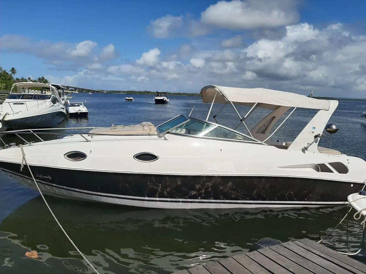 Magna 27.8 Cabinada  - Foto 2