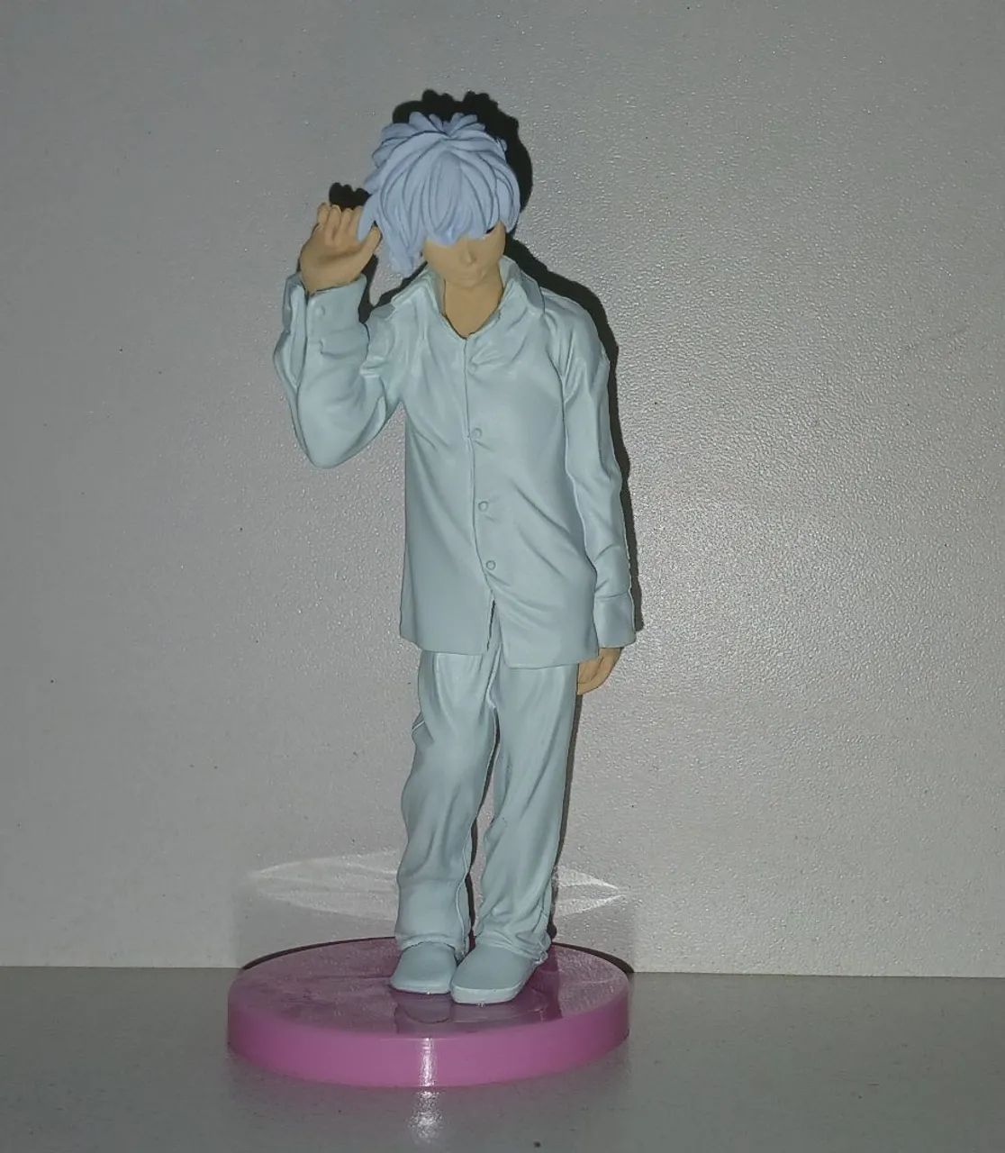 BONECO MINIATURA DETH NOTE NEAR COLADO NA BASE