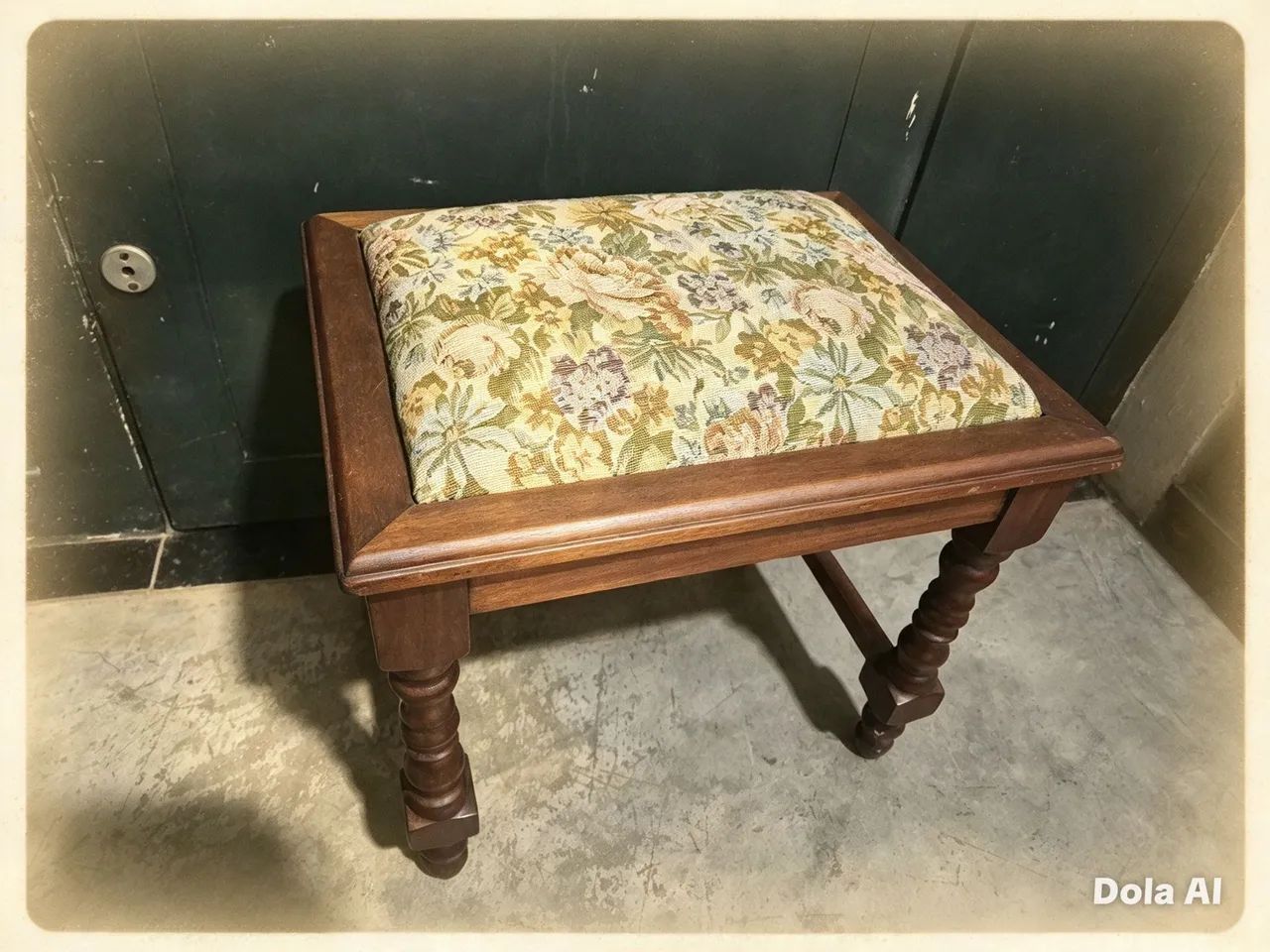 Banqueta antiga ótimo estado  - Foto 2