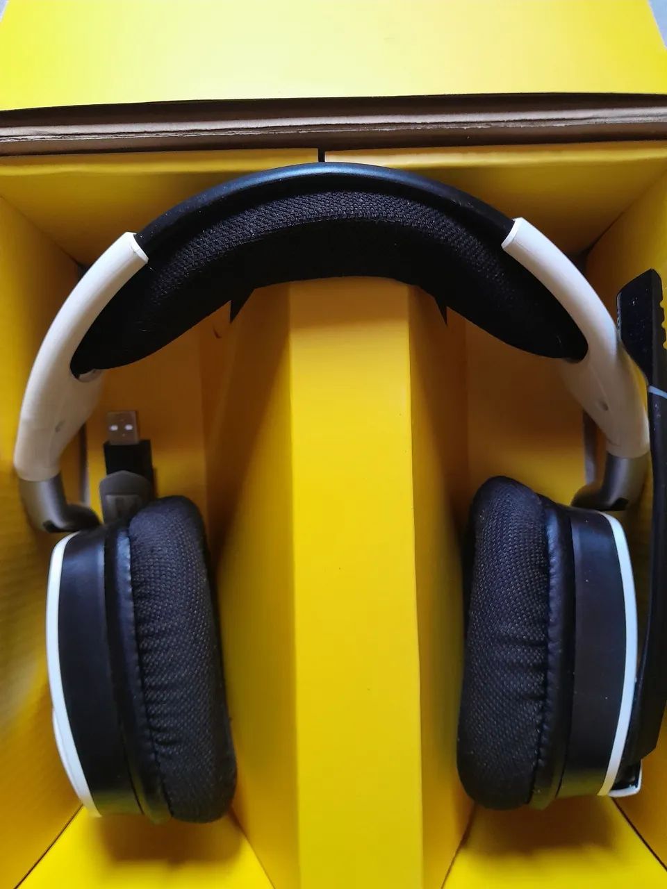 Headset Corsair Elite Void sem fio - Foto 2