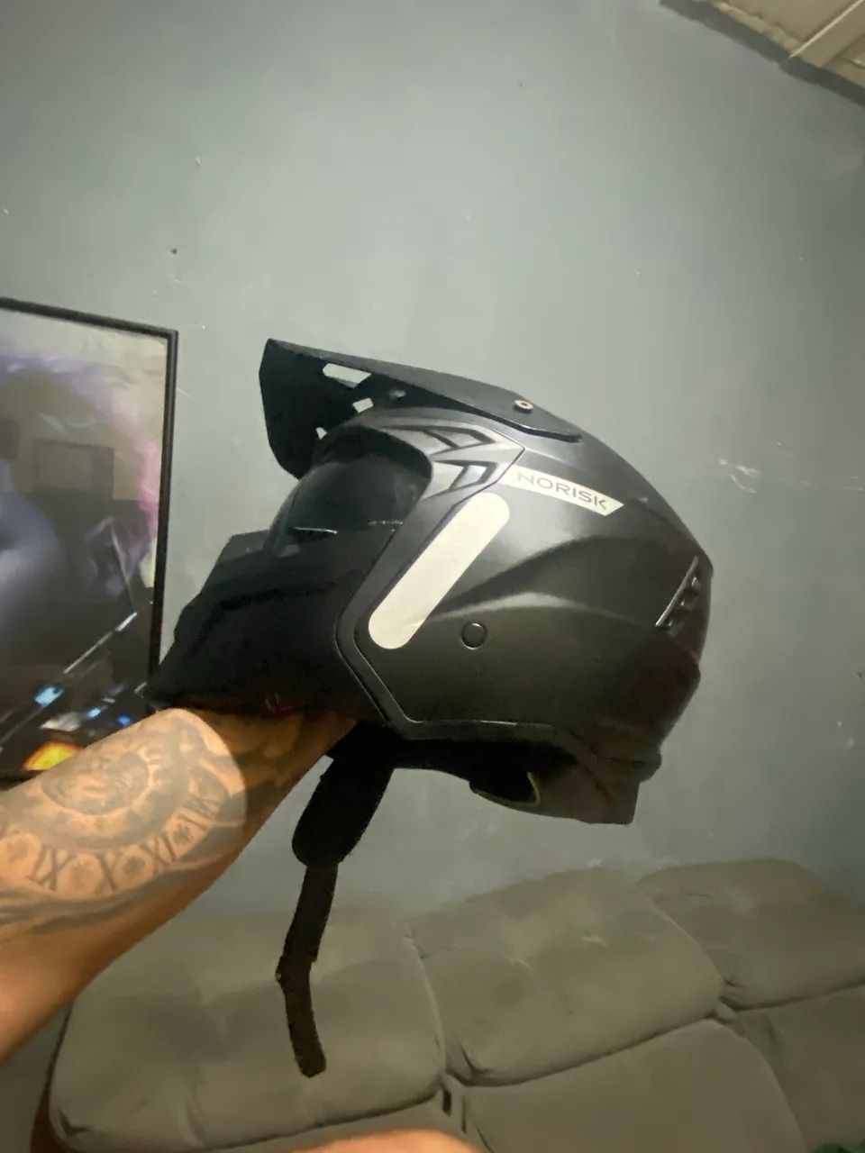 Capacete norisk darth 2462795616278947841