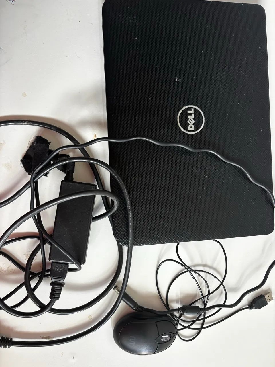Notebook Dell Inspiron 14 + Mouse USB | Para uso na tomada