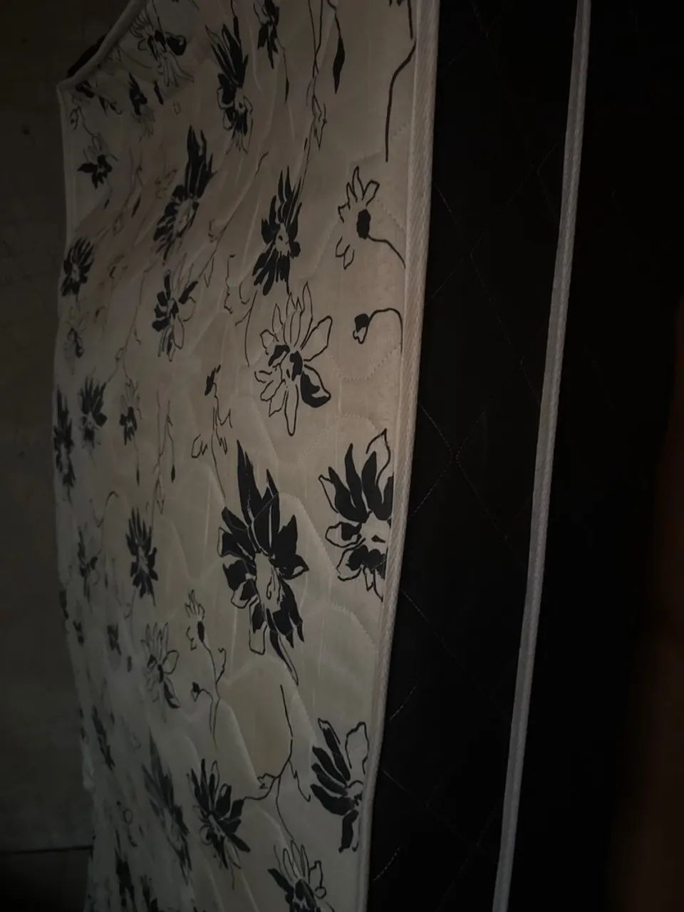 Vendo Cama box solteiro - Foto 2