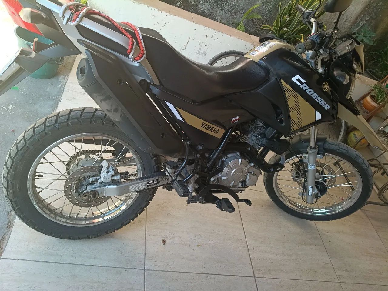 Crosser 2022  - Foto 2