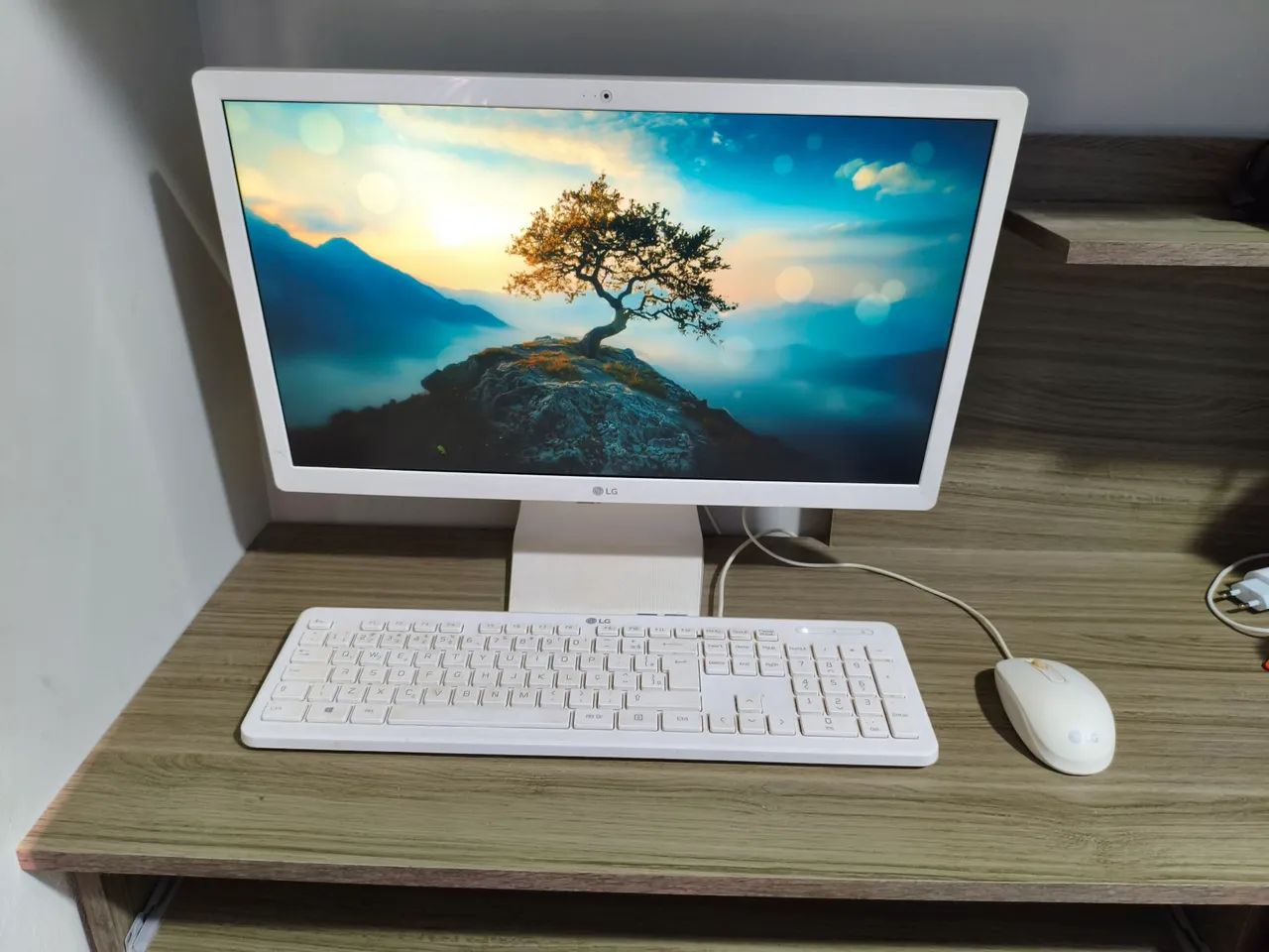 Computador Windows 10 pro, All in One - Foto 3