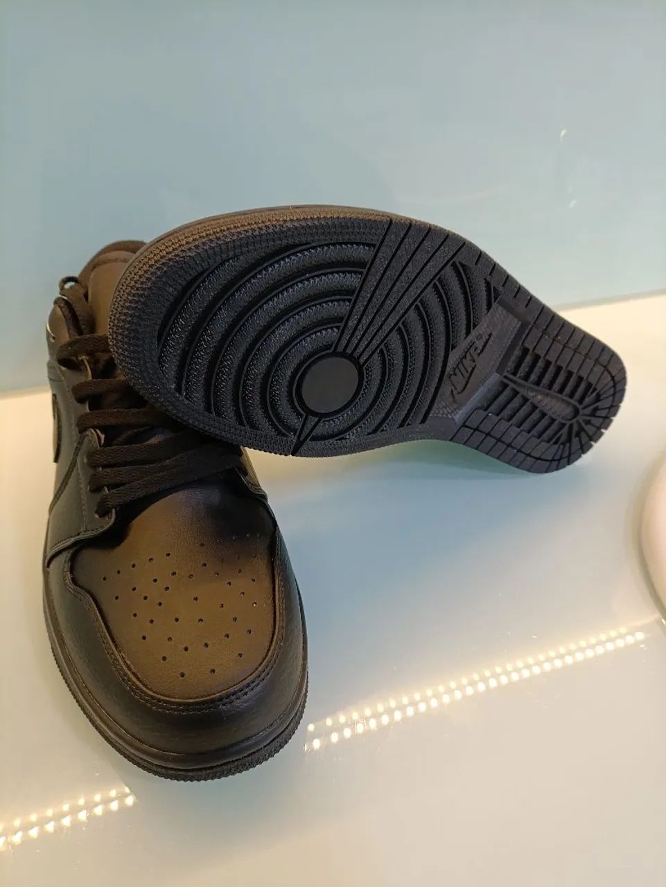 Tênis Nike AIR JORDAN 1  - Foto 2