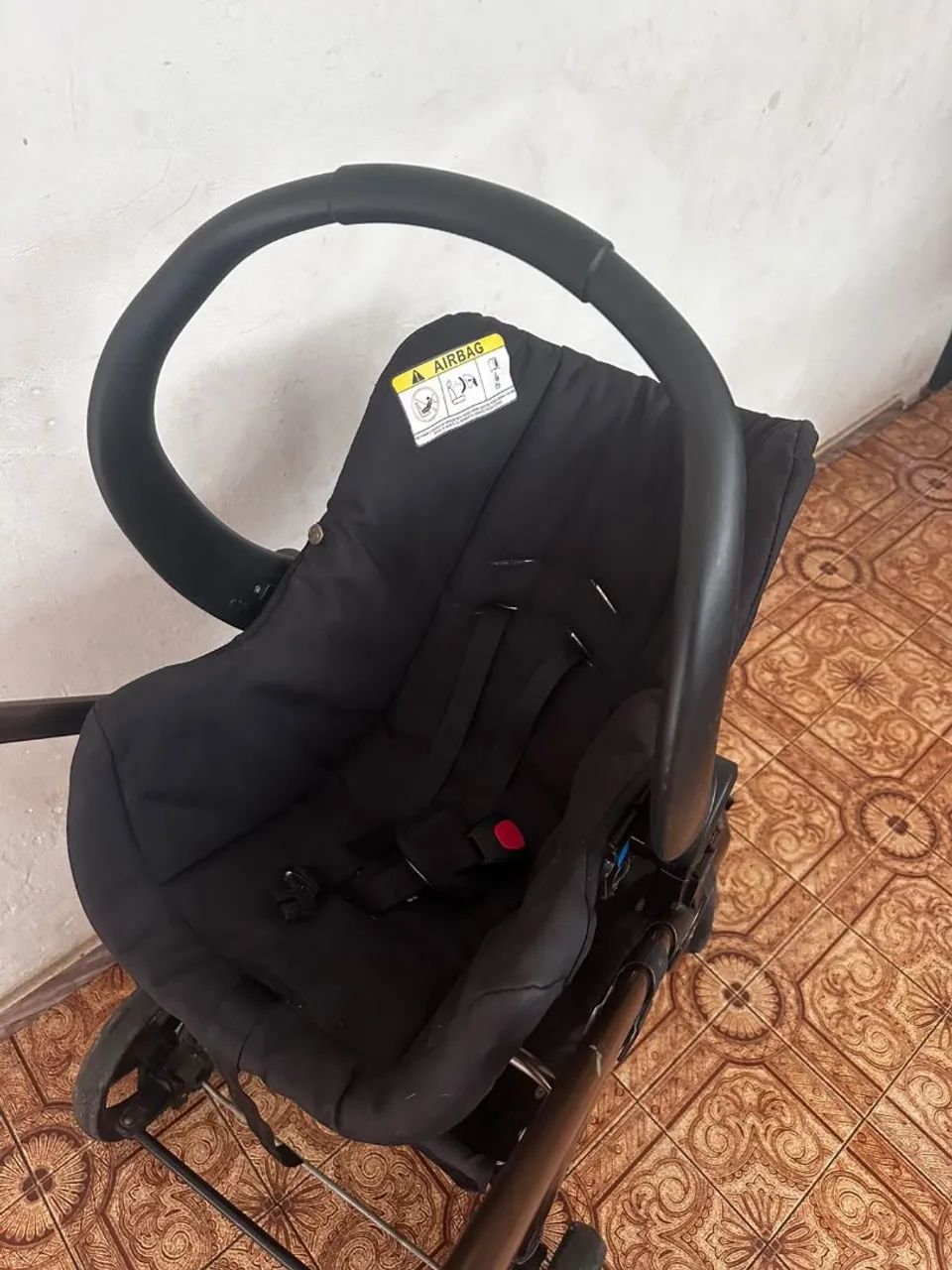 Vendo carrinho de bebê Galzerano completo  - Foto 4