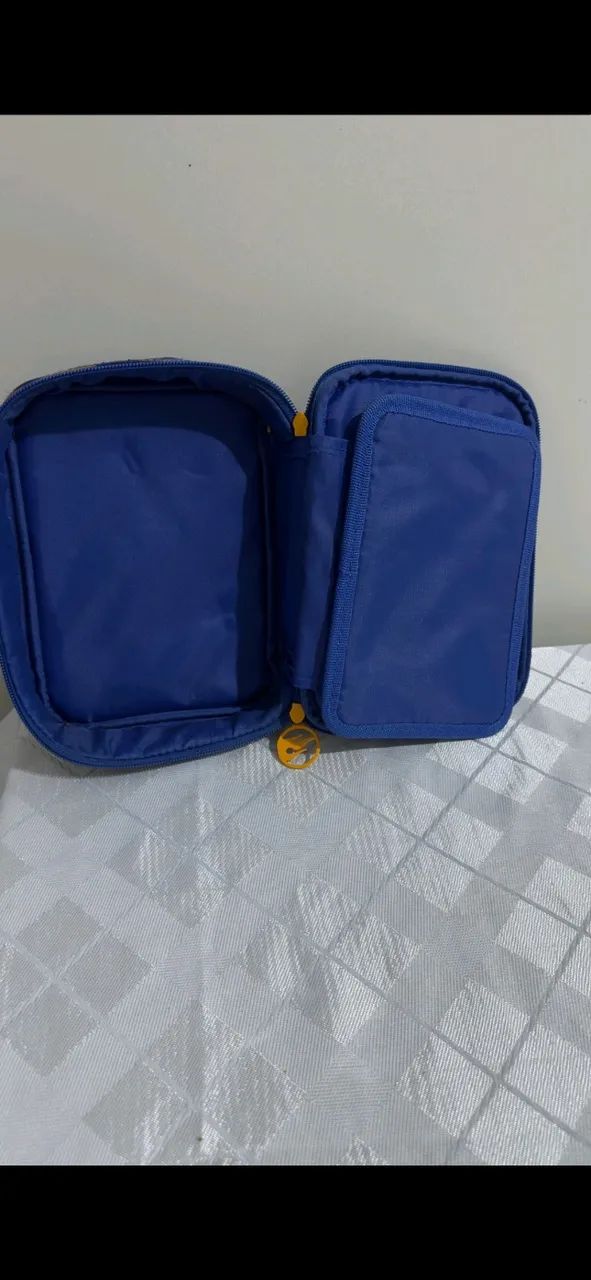 Lancheira e estojo da hotwheels - Foto 3