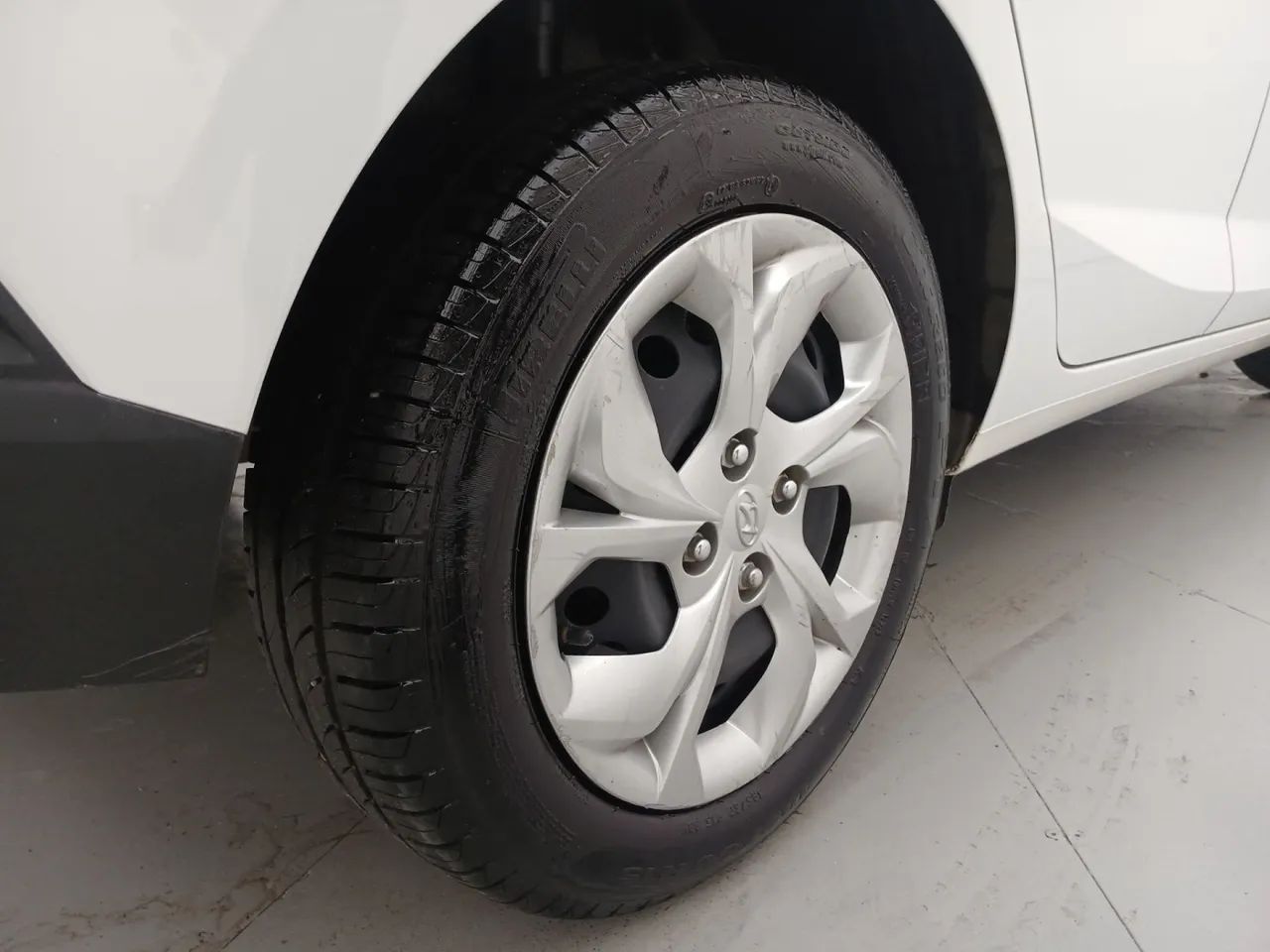 Hyundai HB20 Comfort 1.0 Flex 12V Mec., foto 14 de 18