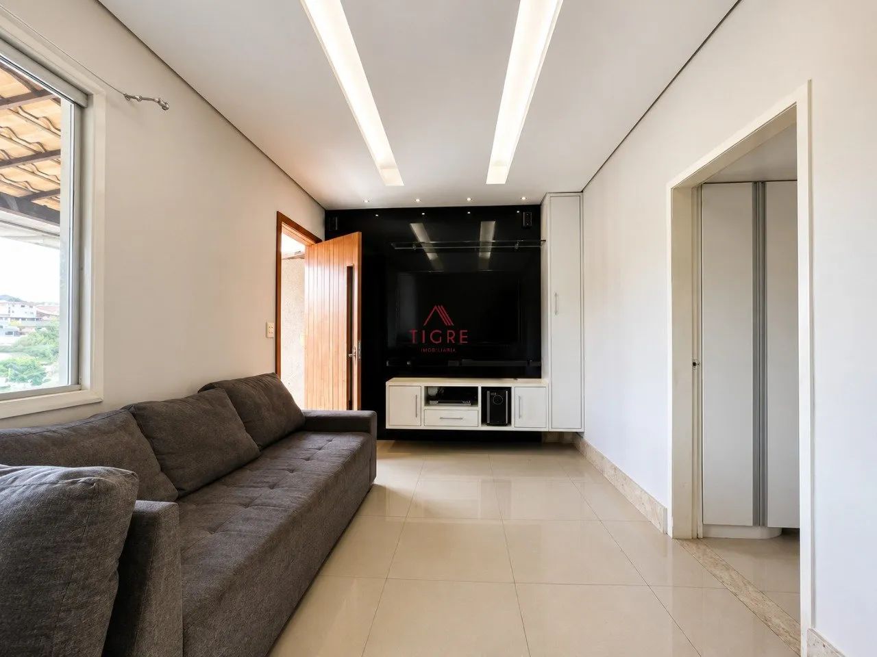 Casa com 3 Quartos para locação, 127m² - Foto 3