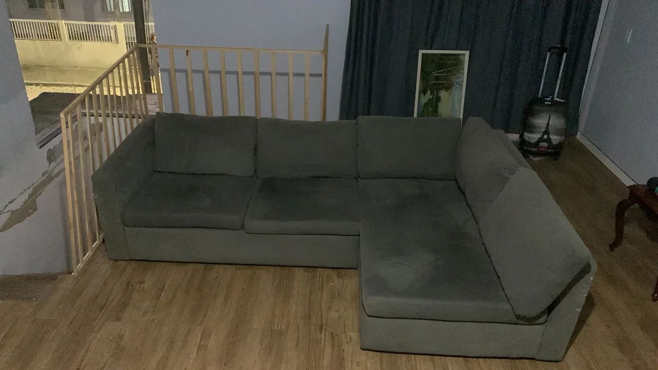 SOFA GRANDE MADERIA DE LEI