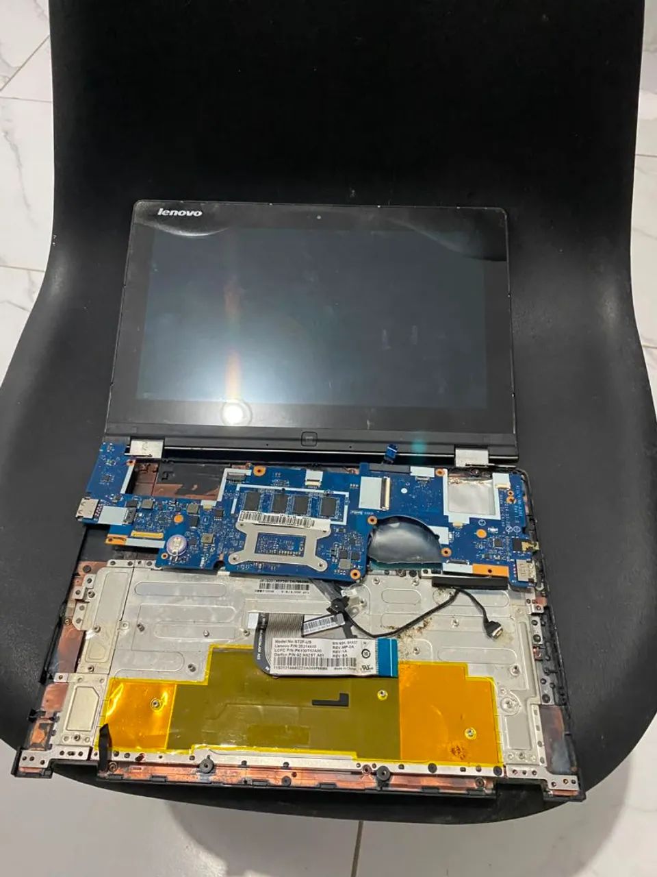 Notebook para retirada de peças OBS:Não sei se estão funcionando "aceito ofertas"