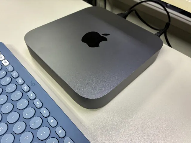 Mac mini Apple 2018 A1993 Intel i3 3.6GHz 8GB RAM SSD 128GB Space