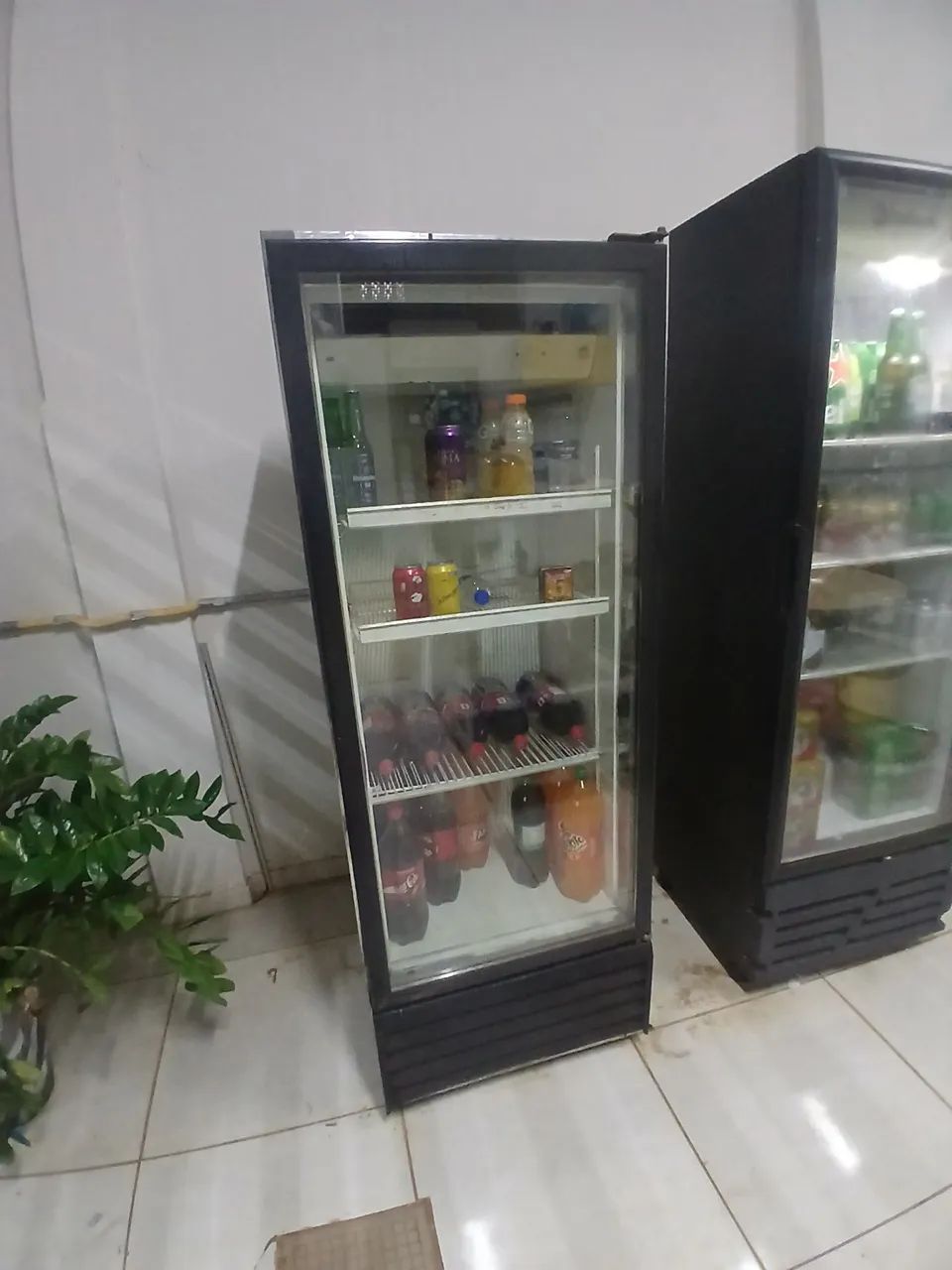 Vendo cervejeira, expositor e gôndula - Foto 4