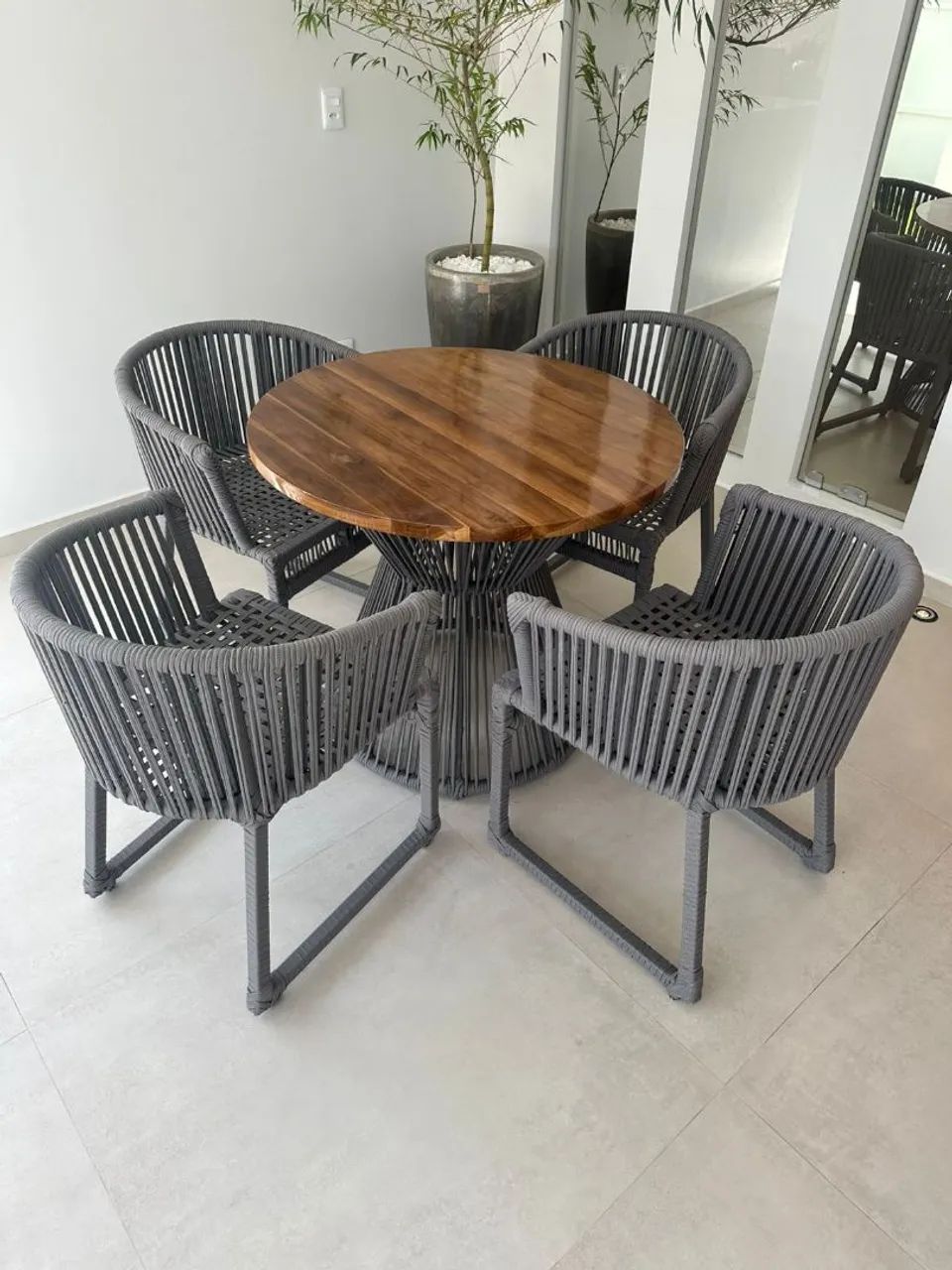 Mesa de Janta Redonda