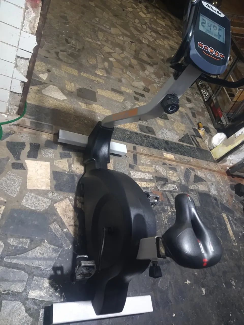 Bicicleta Vertical Athletic Profissional 