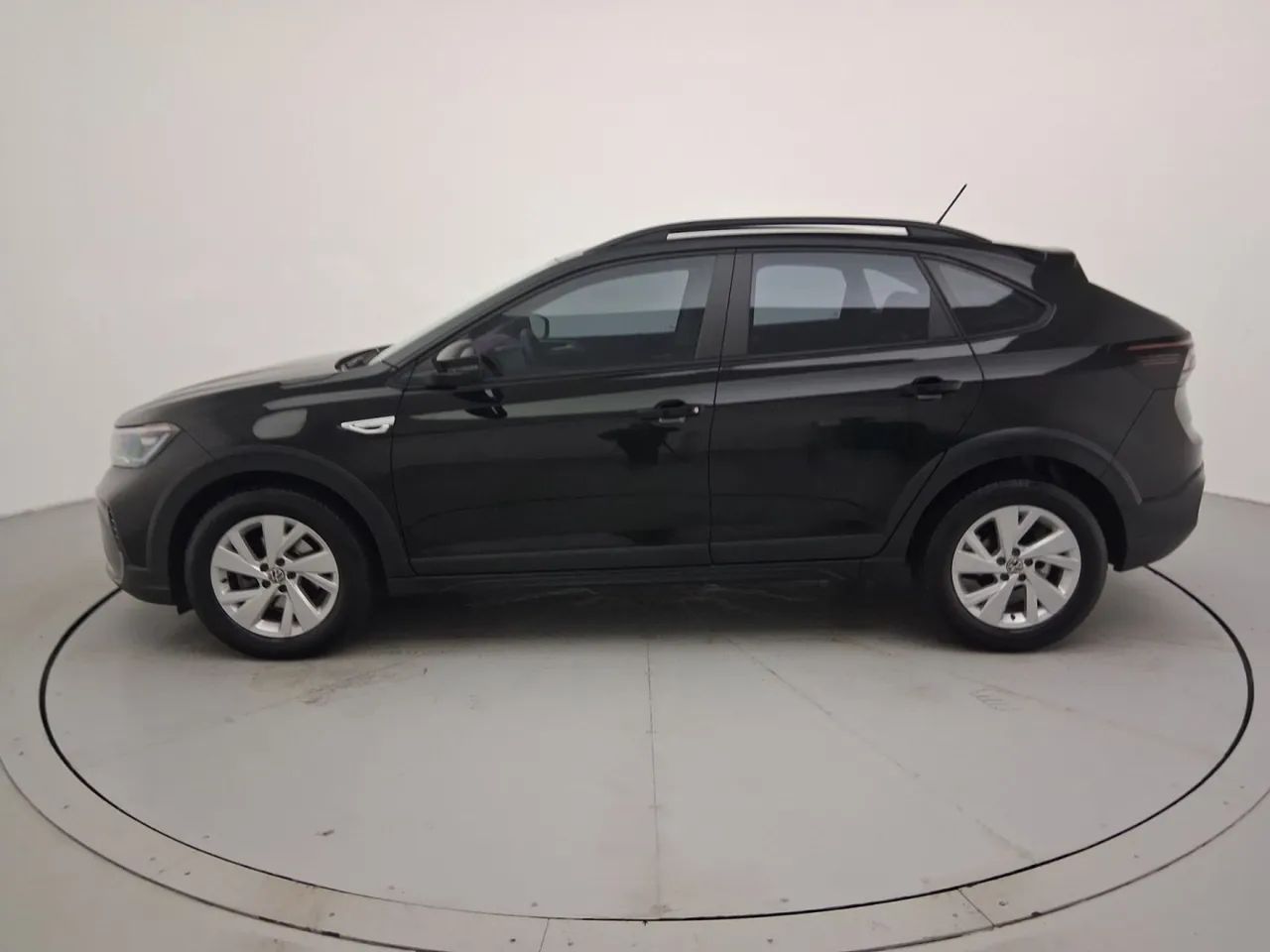 Volkswagen Nivus Comfortline 1.0 200 TSI Flex Aut., foto 2 de 18