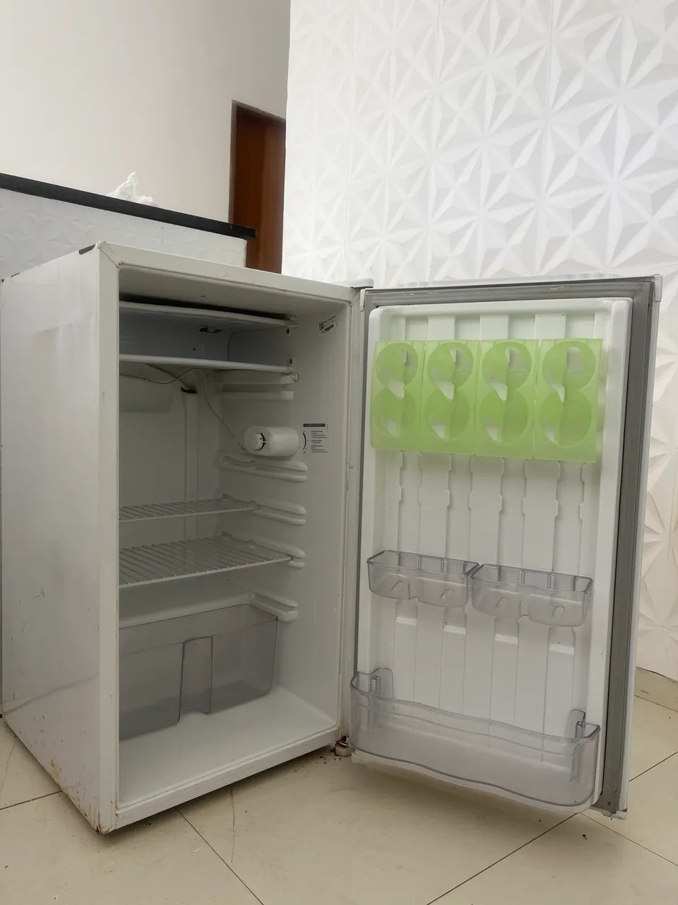 Frigobar para vender - Foto 2