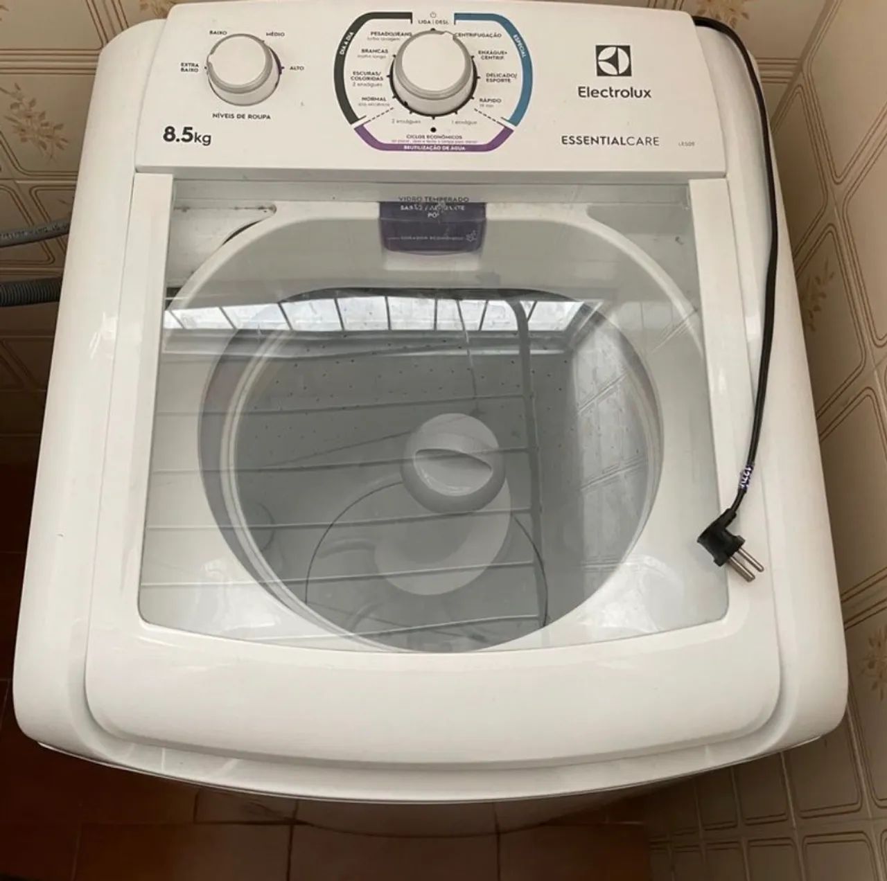 Máquina de lavar usada,em estado funcional.