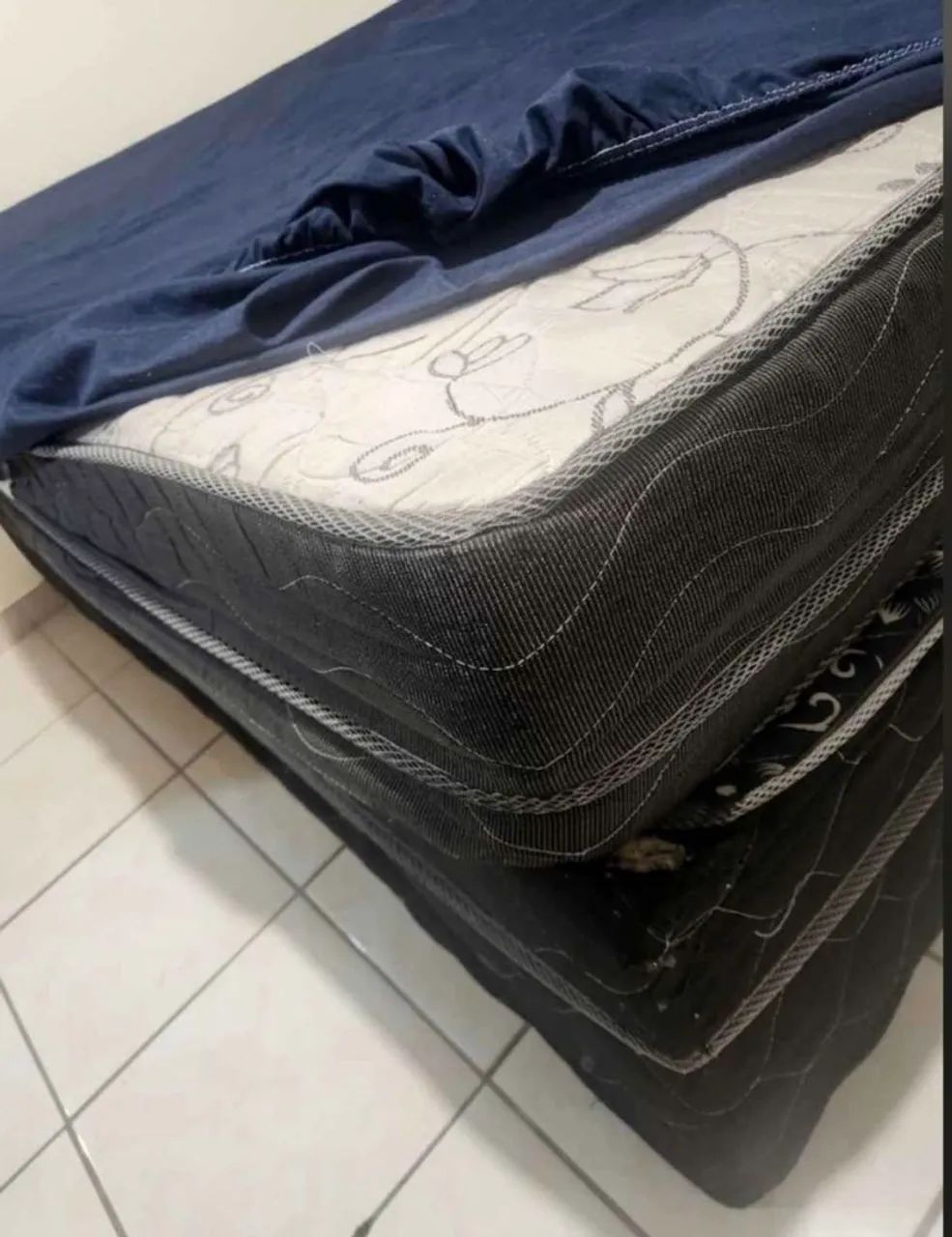 cama casal Base e colchão  - Foto 2