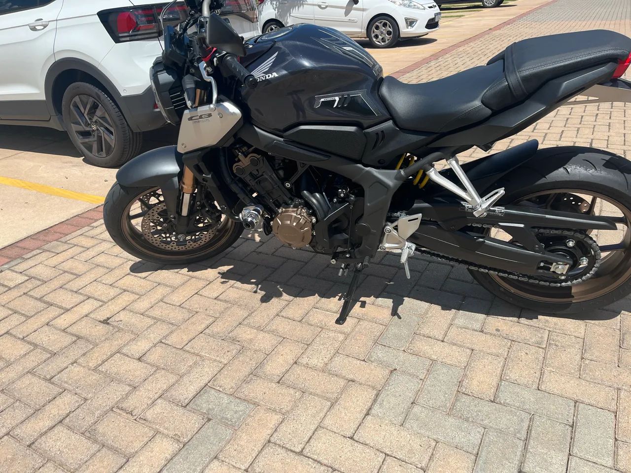 Cb 650R - Foto 3