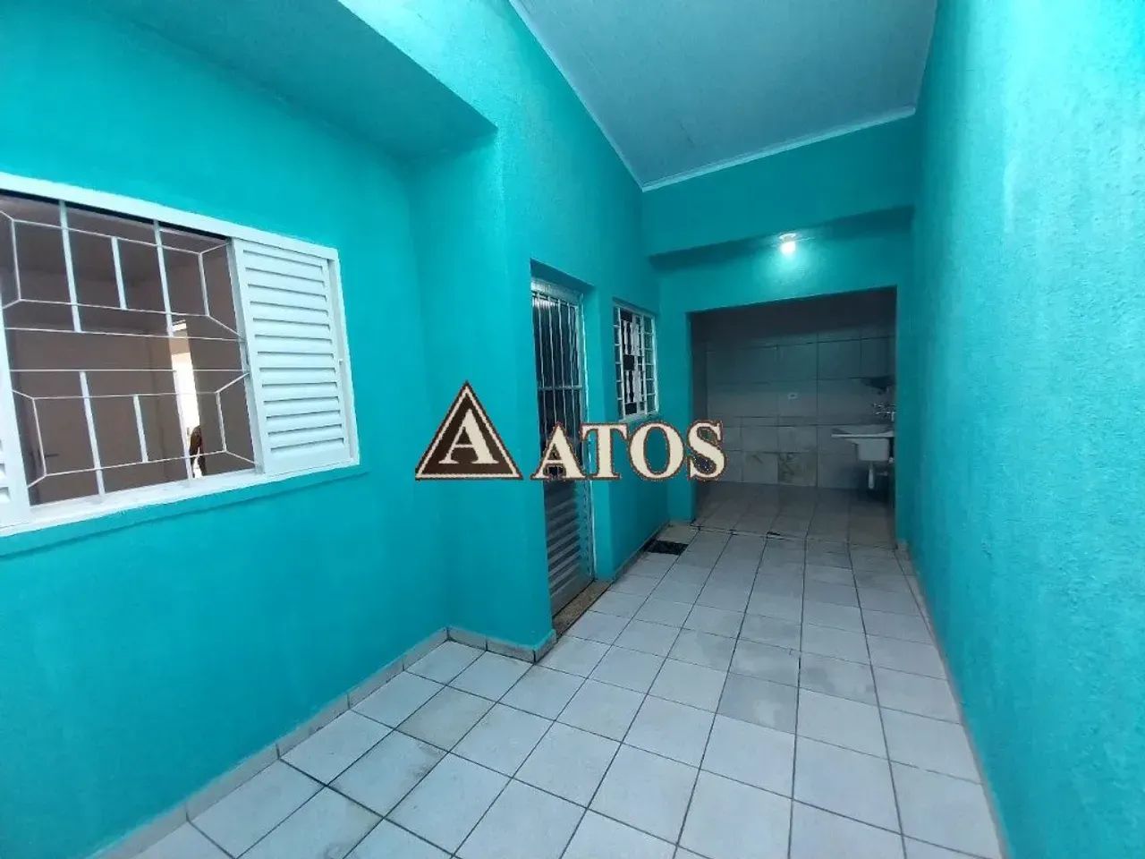 CASA AMPLA COM 3 DORM - Foto 4