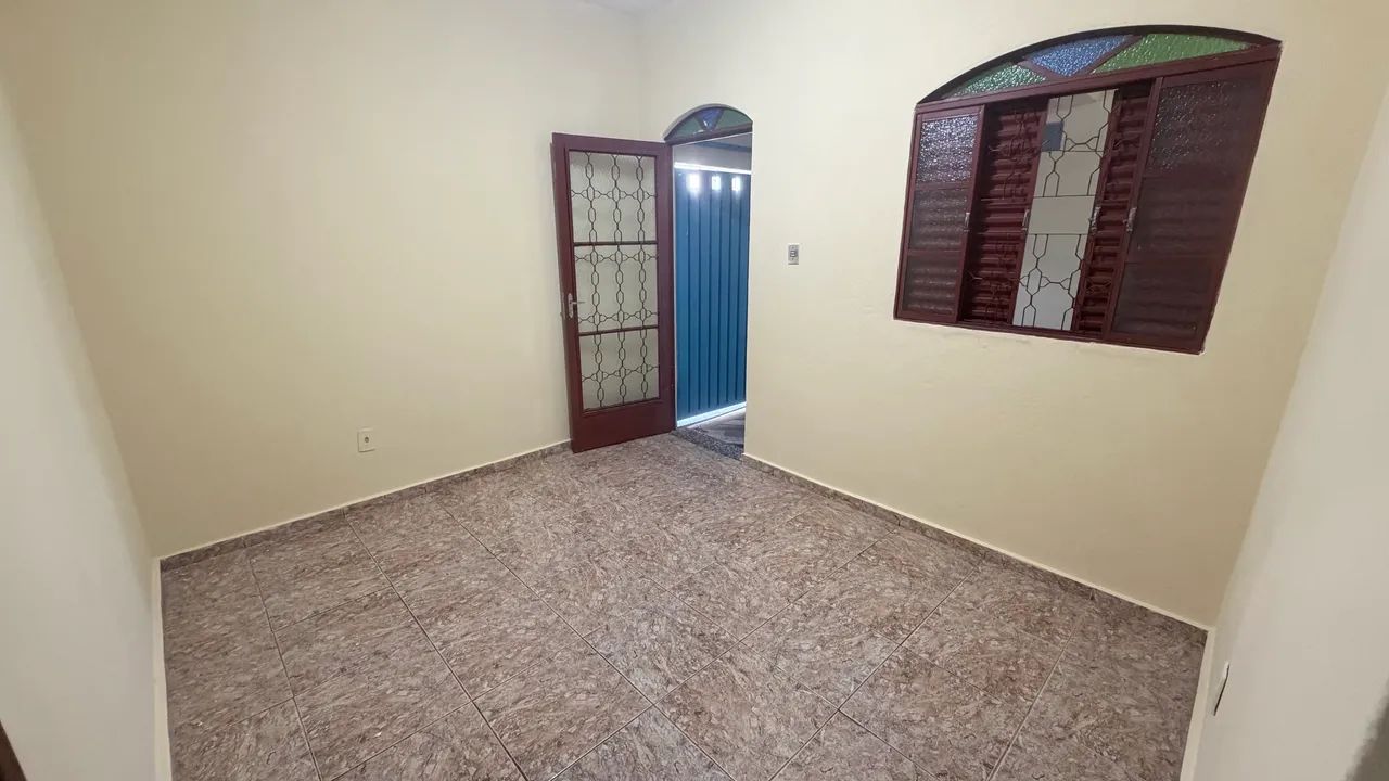 Casa 2 Quartos com Garagem para Aluguel - Foto 2
