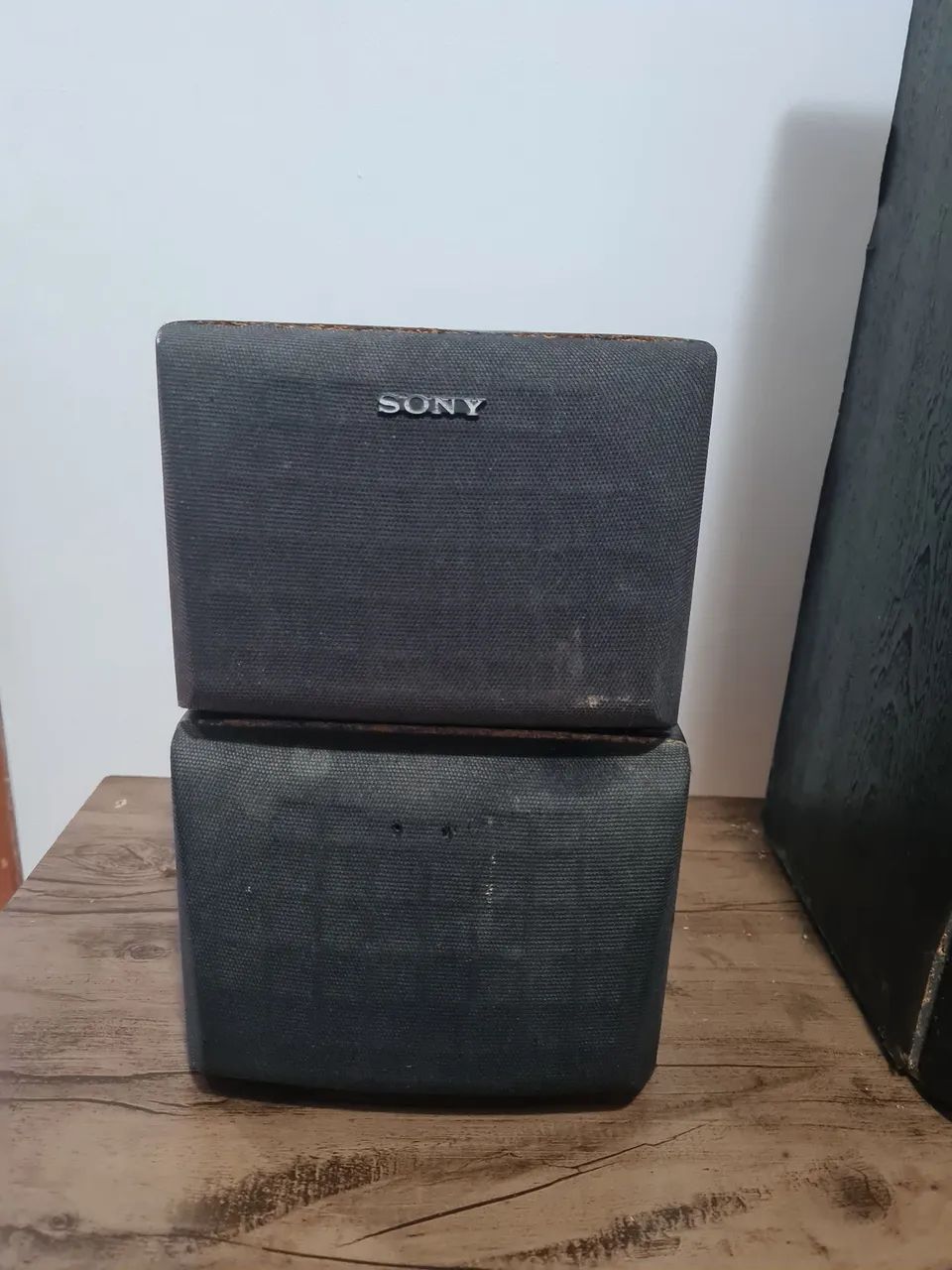 Par Caixa sunround sony 