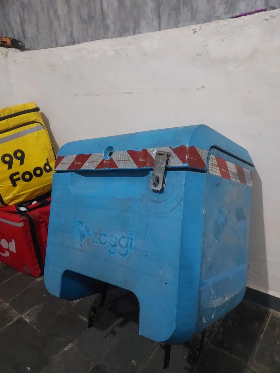 Baú moto Loggi