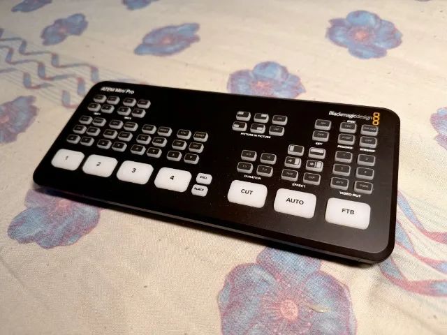 ATEM Mini Pro Blackmagic Design - Completo com Caixa e Fonte - Foto 3