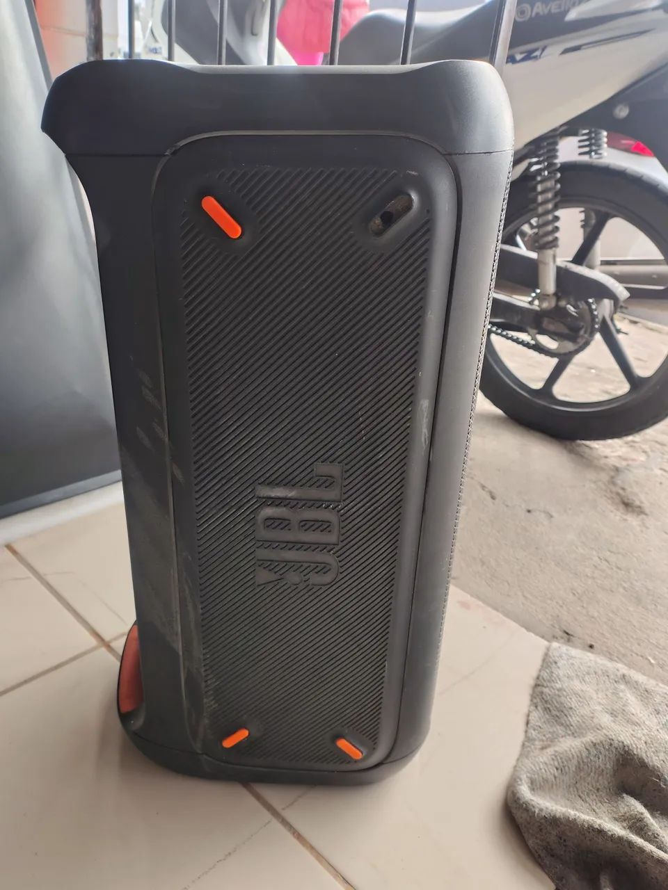 JBL PARTYBOX 100  - Foto 4