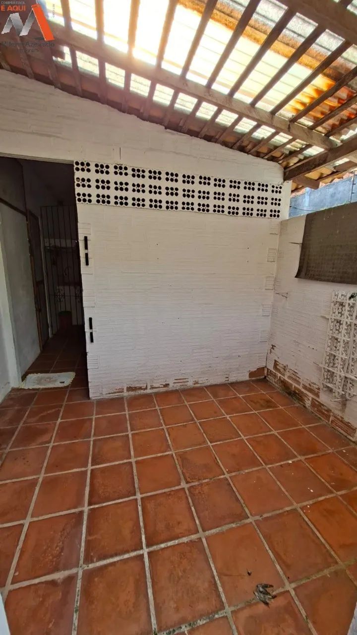 Casa térrea com 142 m², quintal e garagem para 2 carros - Foto 2