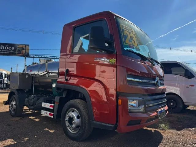 VW Express Prime com Tanque Desentupidora - Foto 2