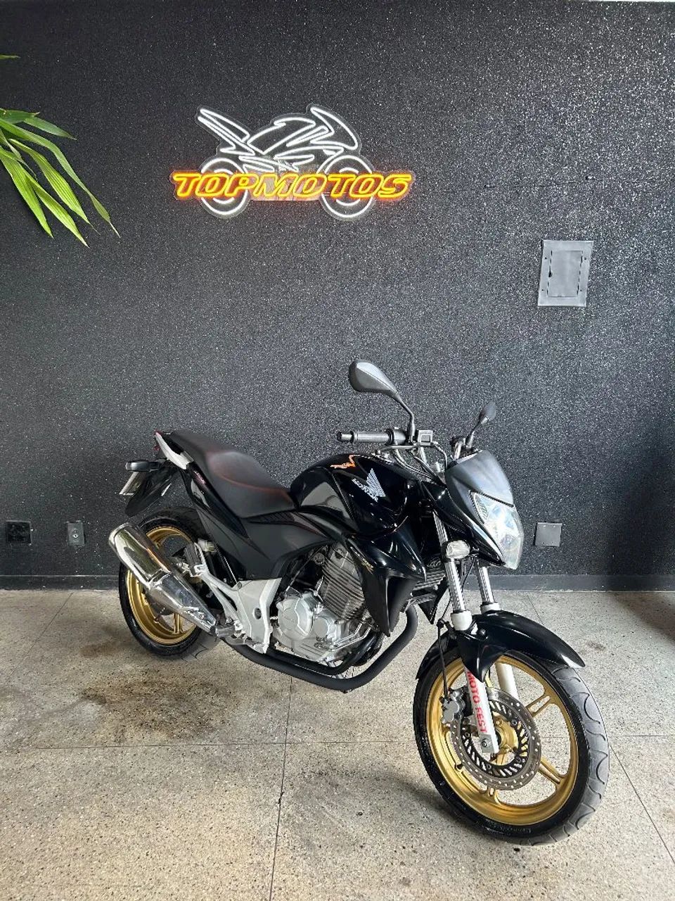 CB 300R 