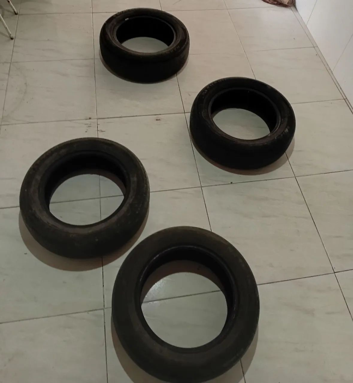 4 pneus aro 15 usados