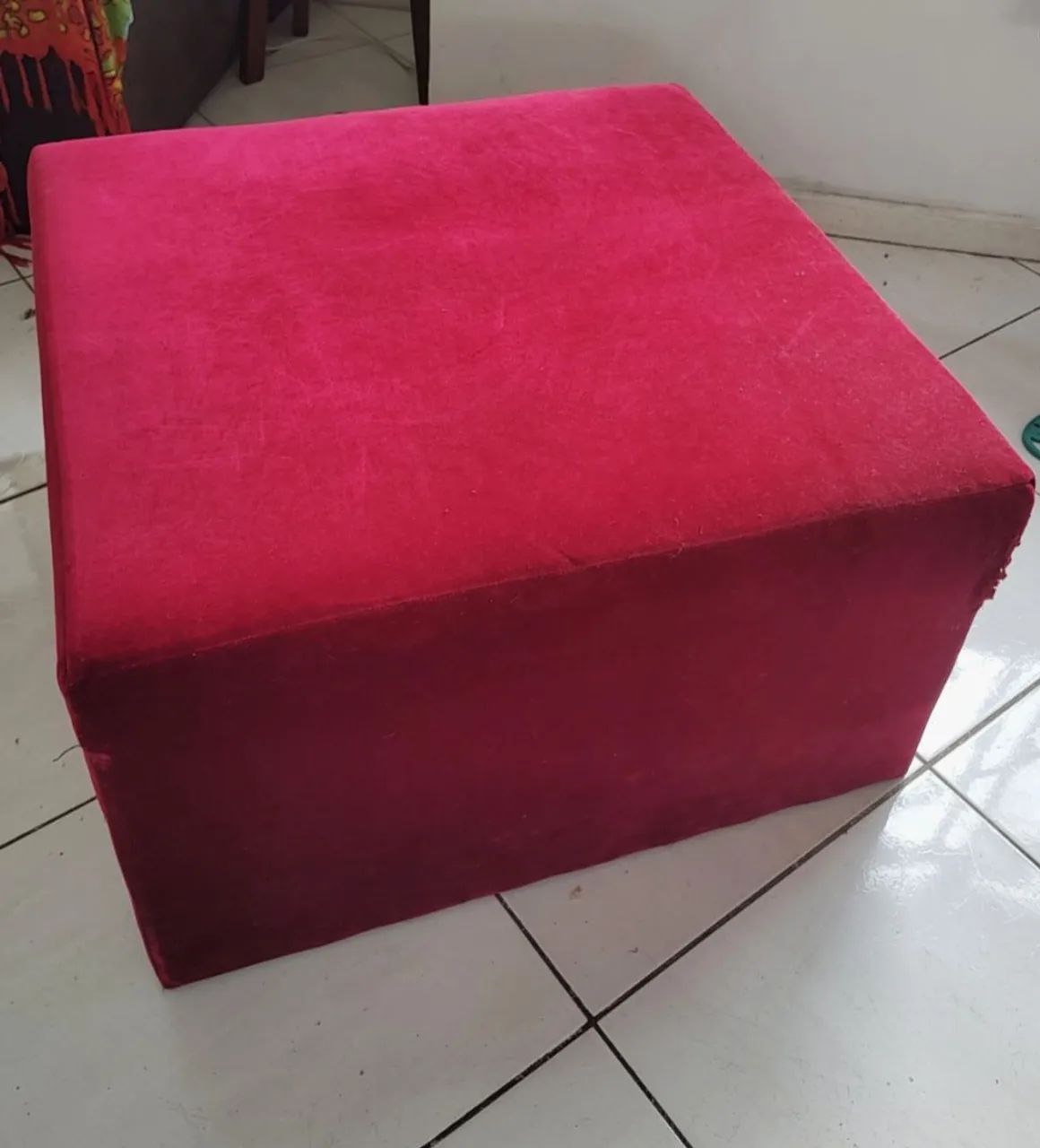 Puff grande vermelho