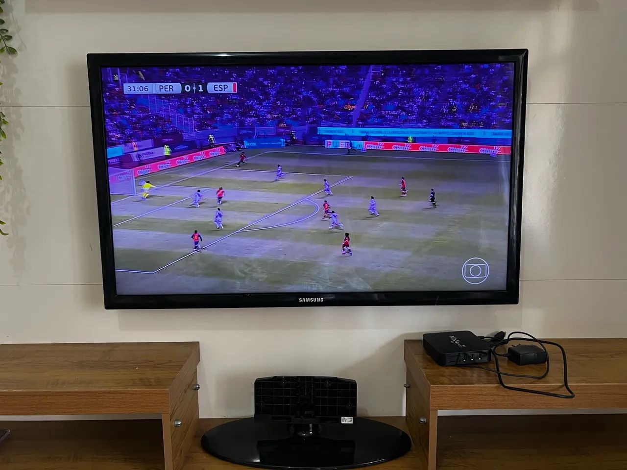 Vendo TV Samsung LED de 42 polegadas com aparelho de BOX tv junto  - Foto 5