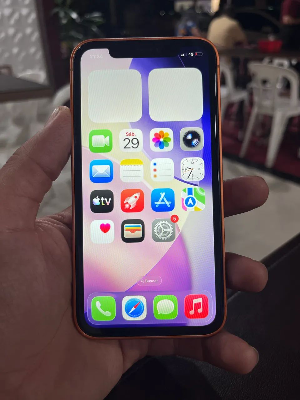 iPhone 11 256 GB sabor 17 PRO R$850 pra vender logo - Foto 5