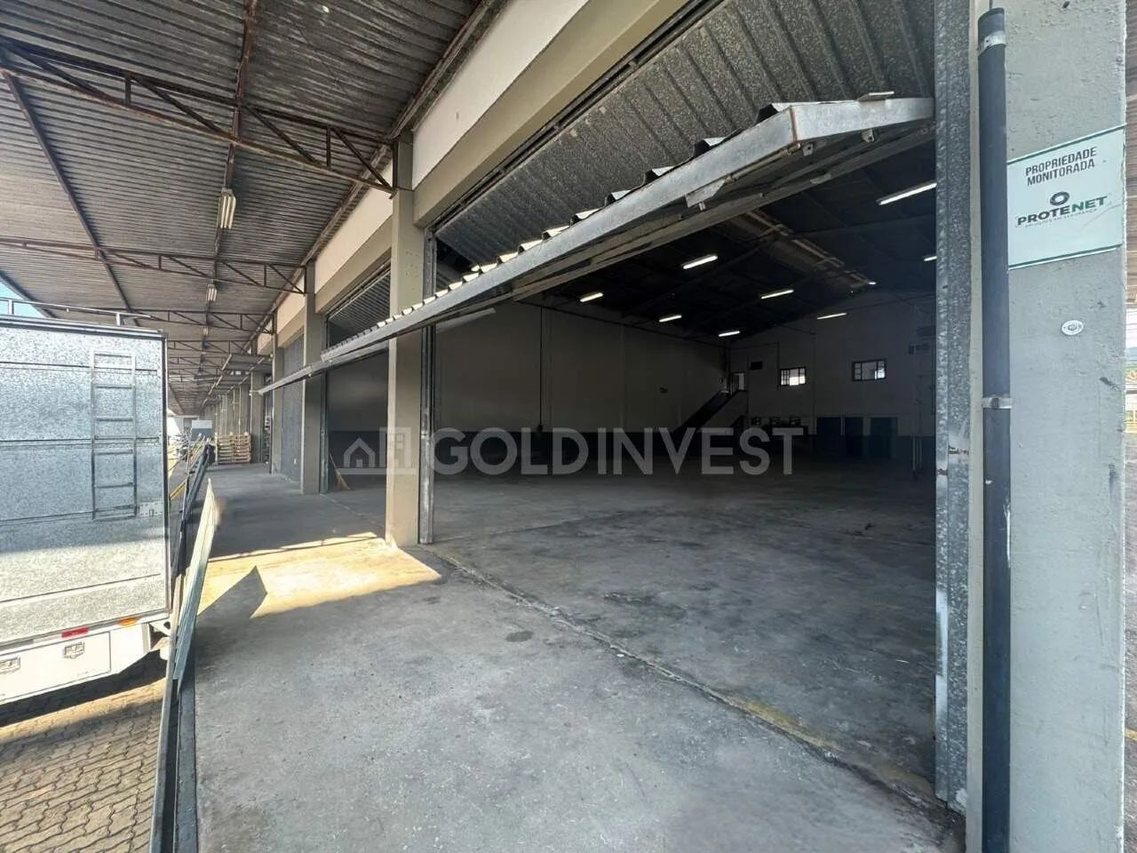 Galpão com 600m² no bairro Bateas!!! - Foto 4