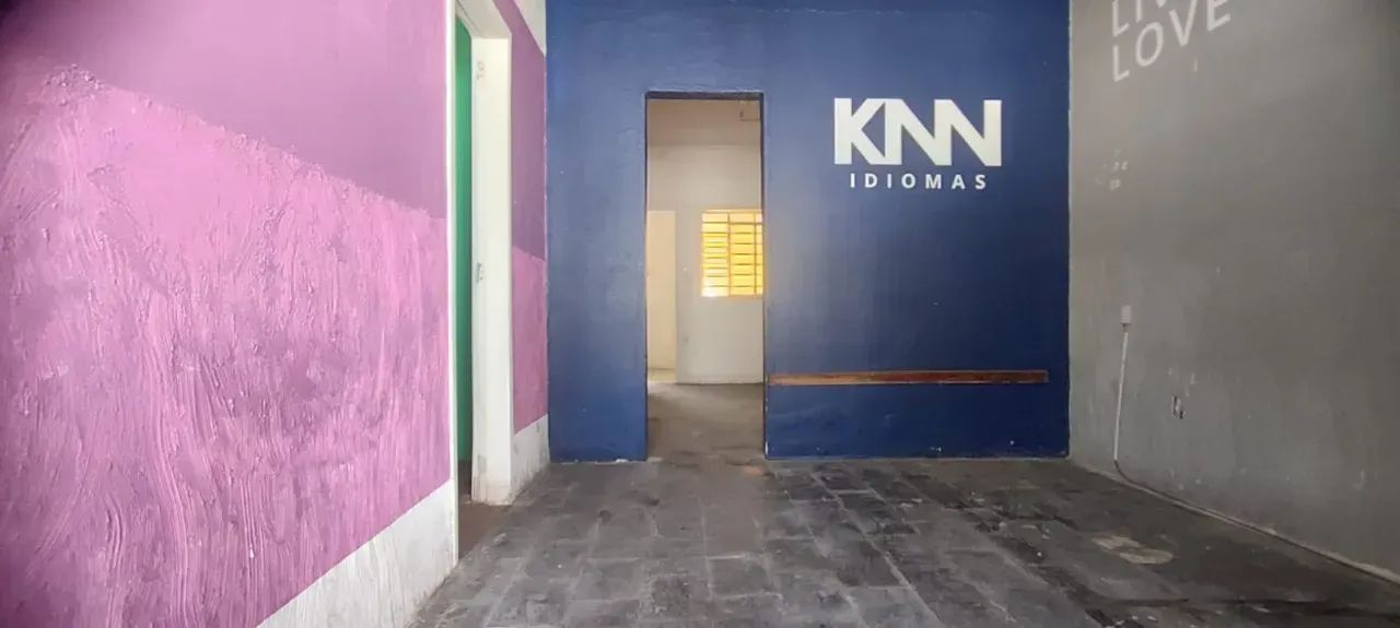 Excelente oportunidade comercial, bem localizada. Casa Principal com 2 vagas com edícula. - Foto 4