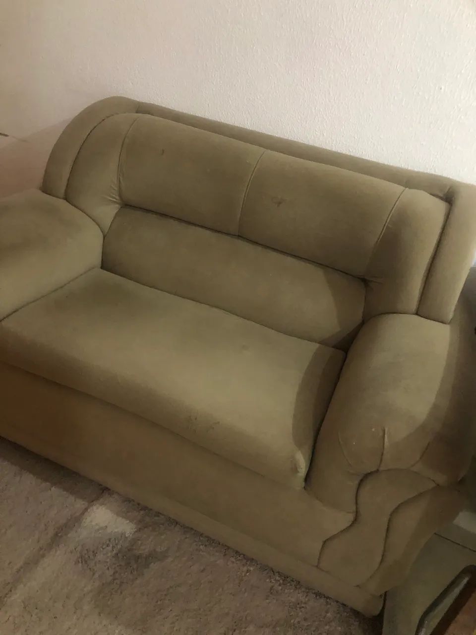 Sofá dois lugares conservado 65138122870401120
