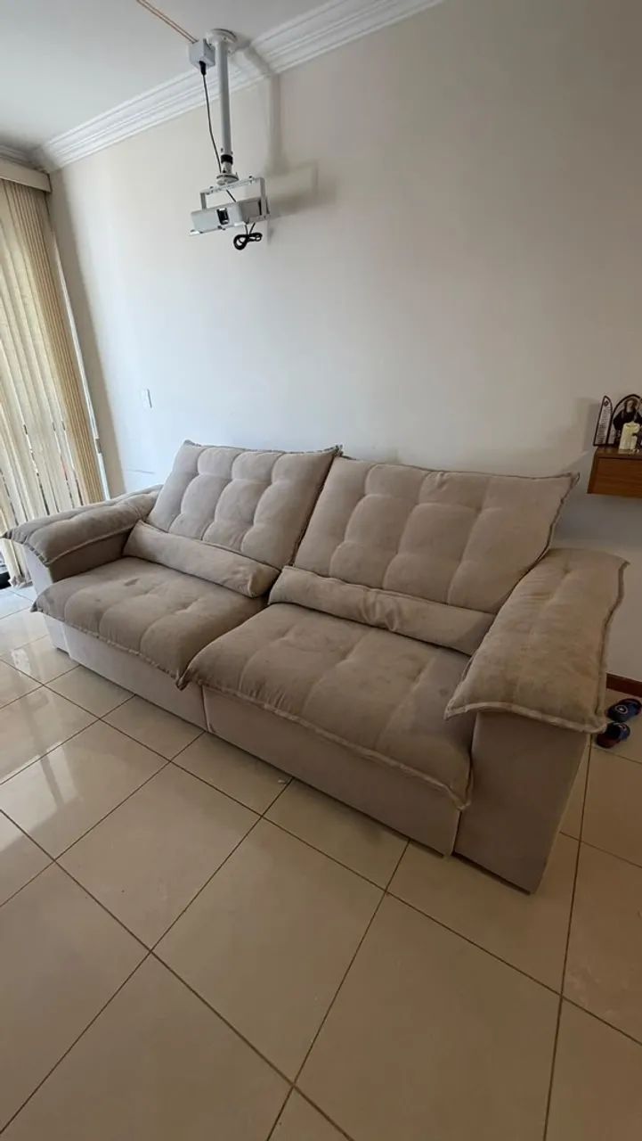 Sofá Grande Bege 2,46 m - Confortável e Aconchegante - Foto 2