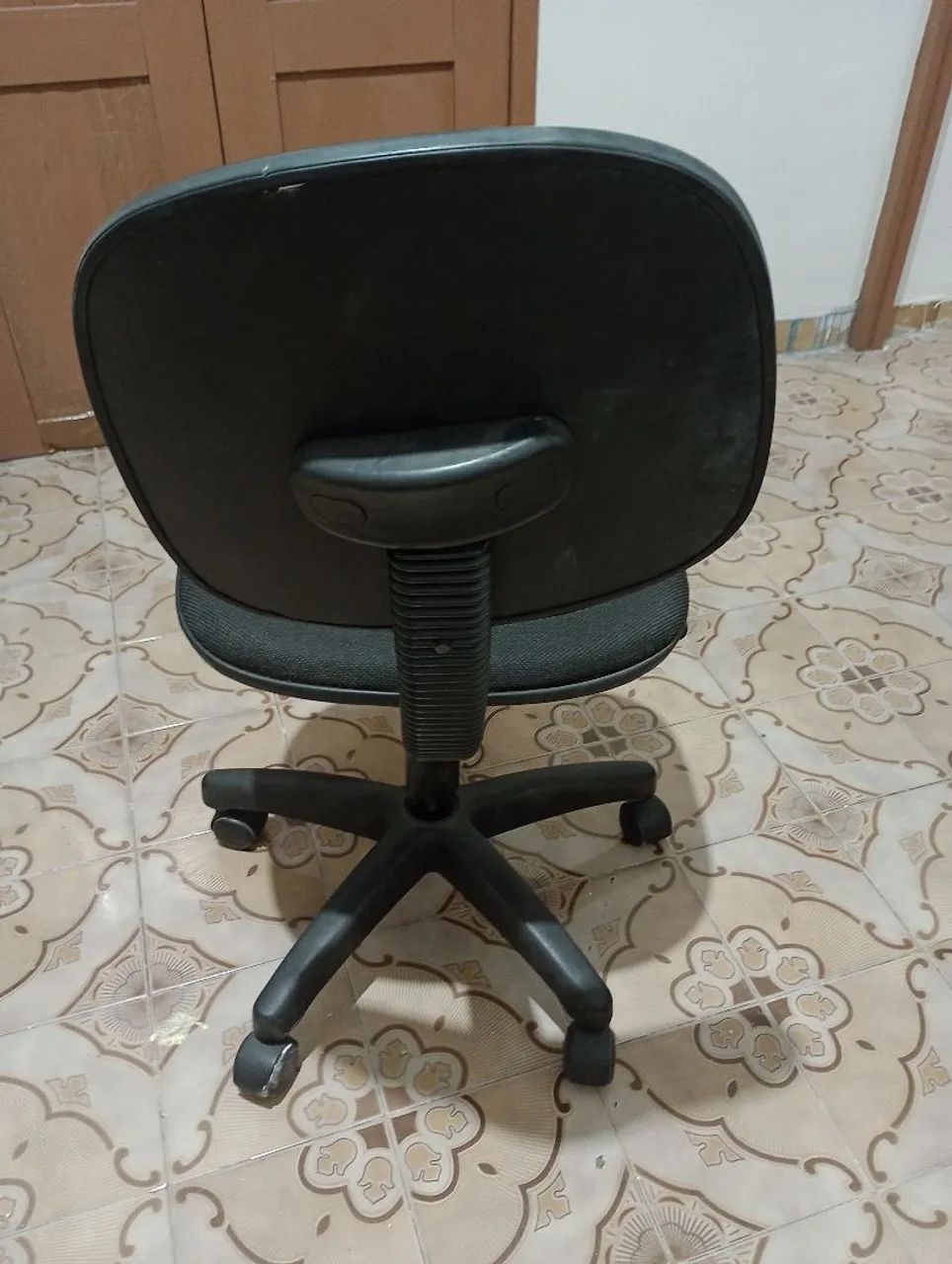 Cadeira (Favor ler o anúncio) - Foto 2