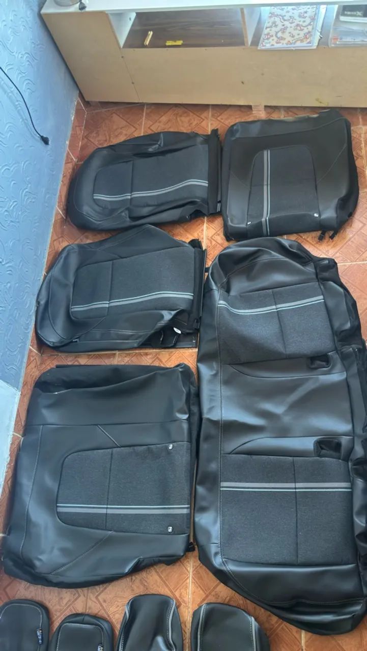 KIT CAPA DE BANCO TRACKER 2024 - Foto 3