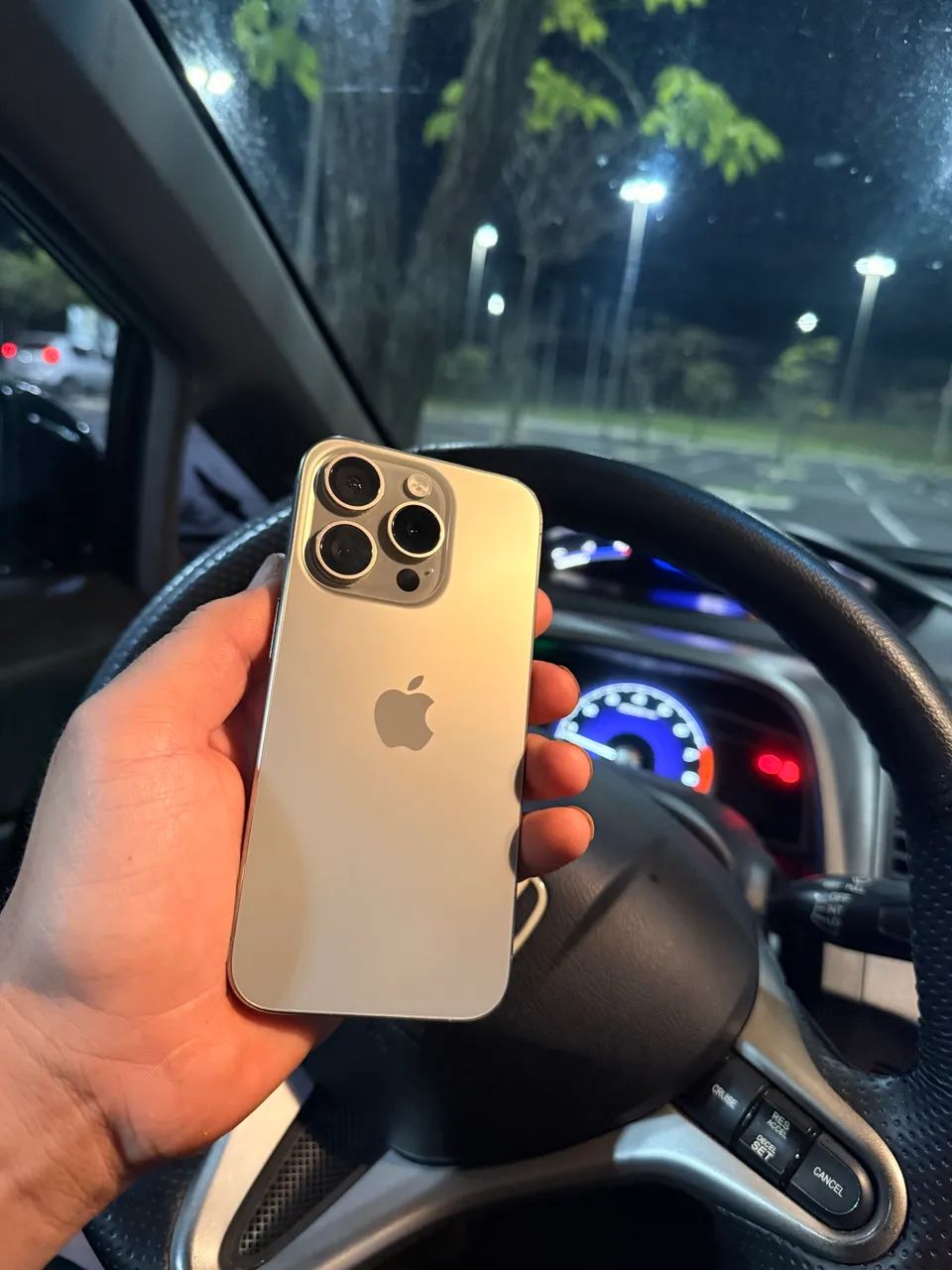 iPhone 15 pro 128gb - Foto 2