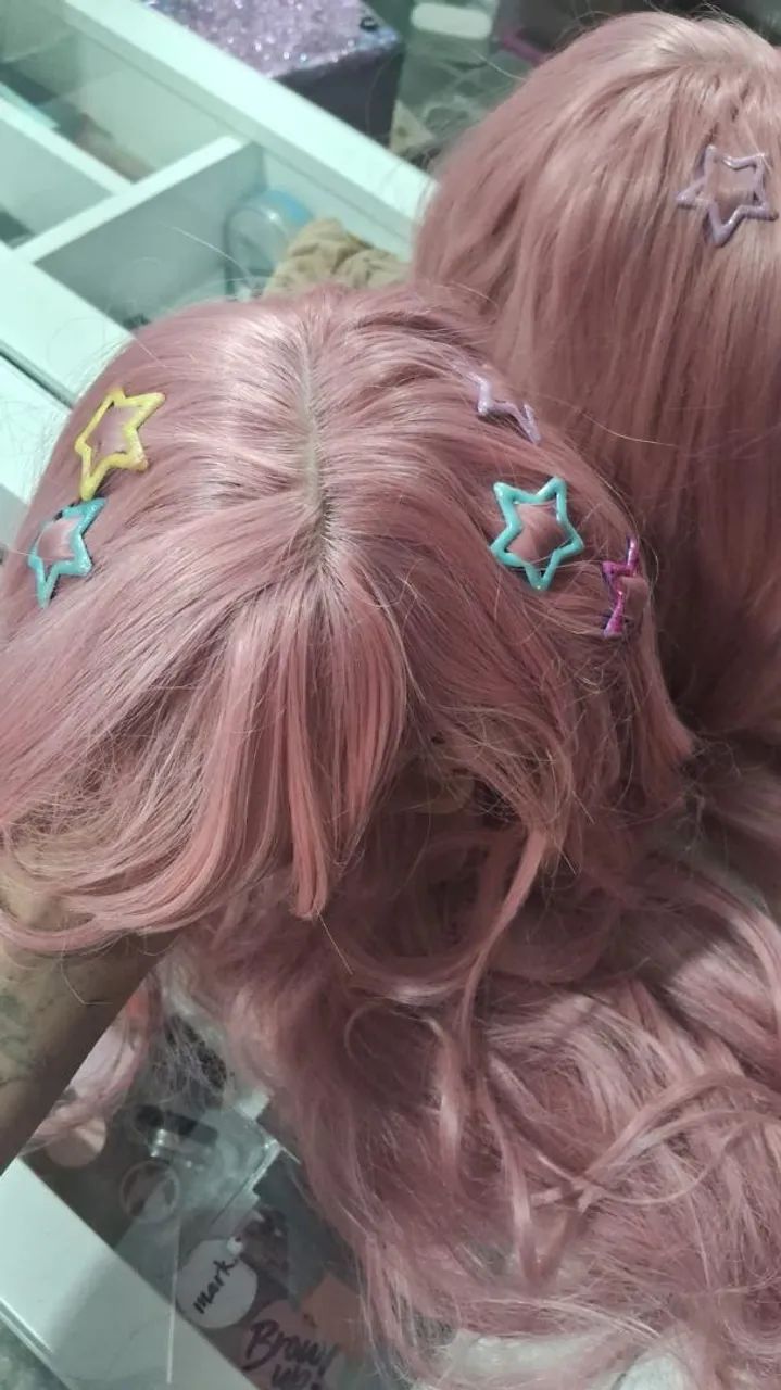 Peruca rosa ondulada com franja desapego - Foto 3
