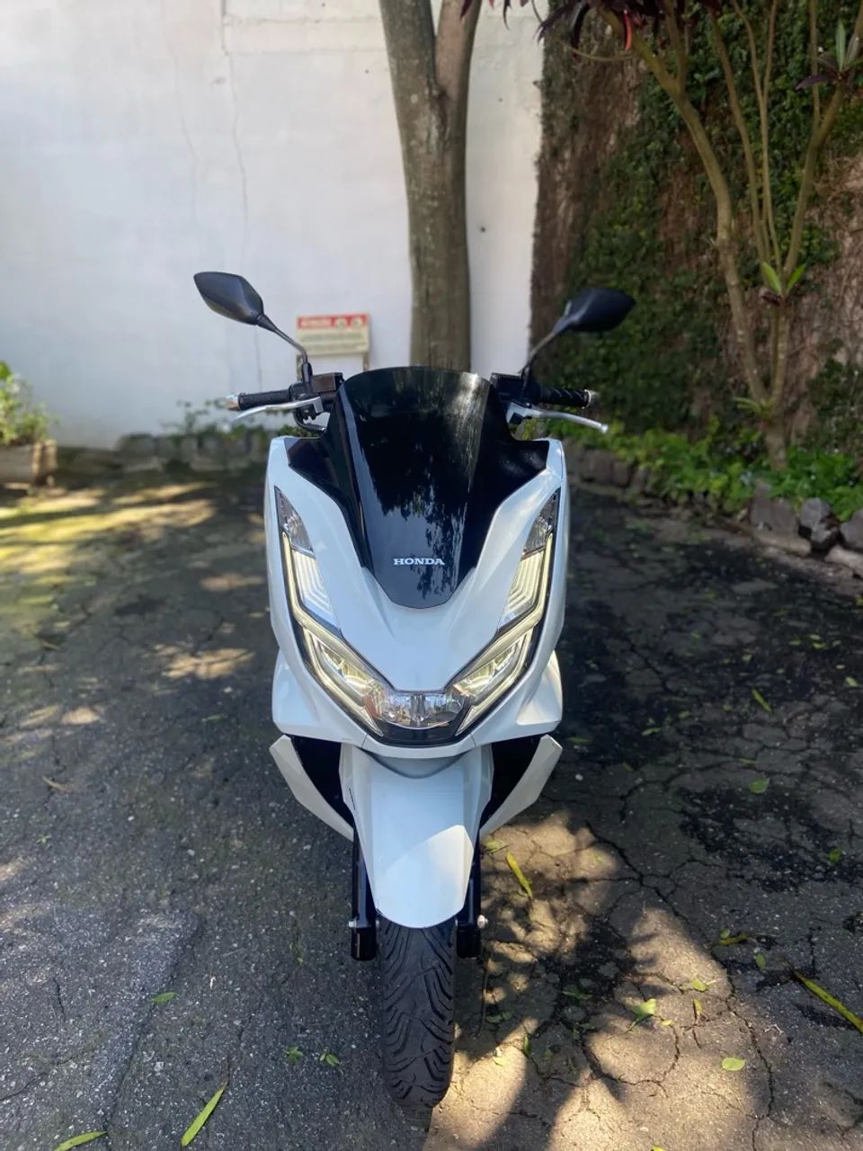 PCX 160 ABS E  CONTROLE DE TRAÇÃO 
