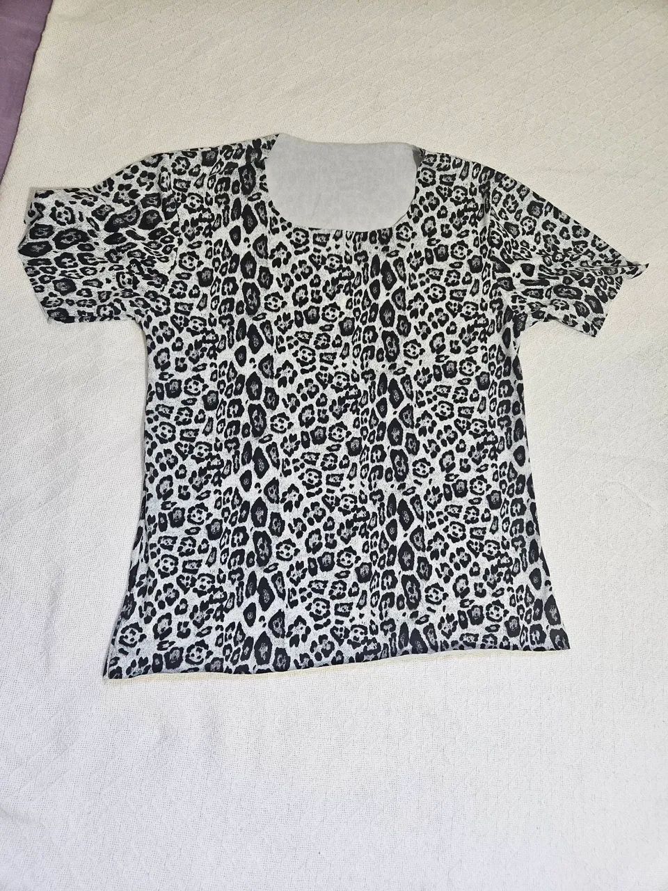ROUPAS NOVAS E USADAS..DESAPEGANDO - Foto 2