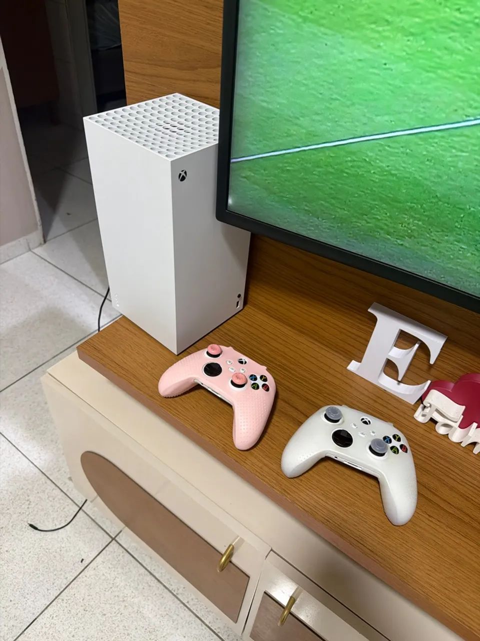 Xbox séries X  digital com SDD de 1 tb - Foto 2