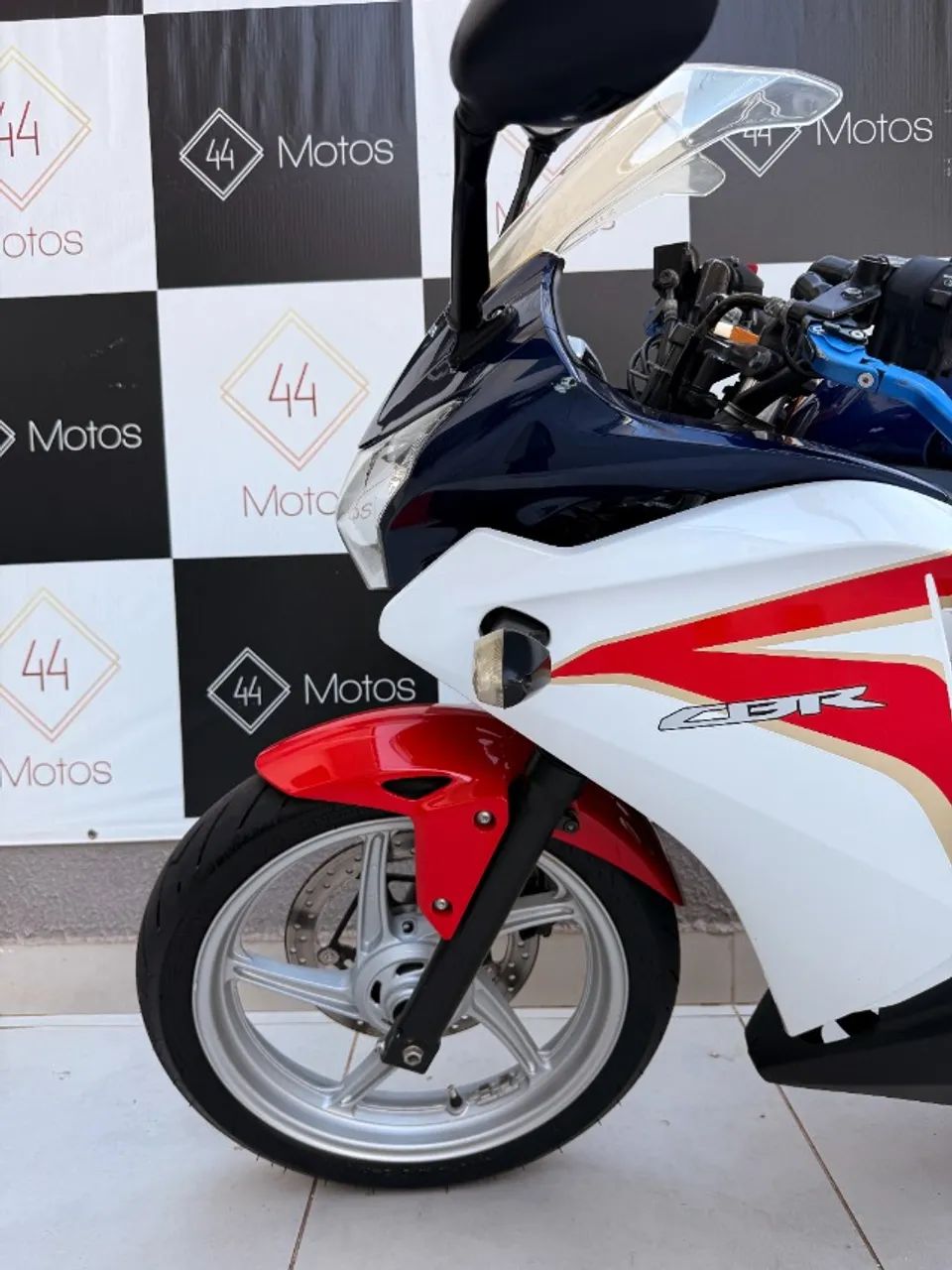 Honda CBR 250R 2012 - Foto 5